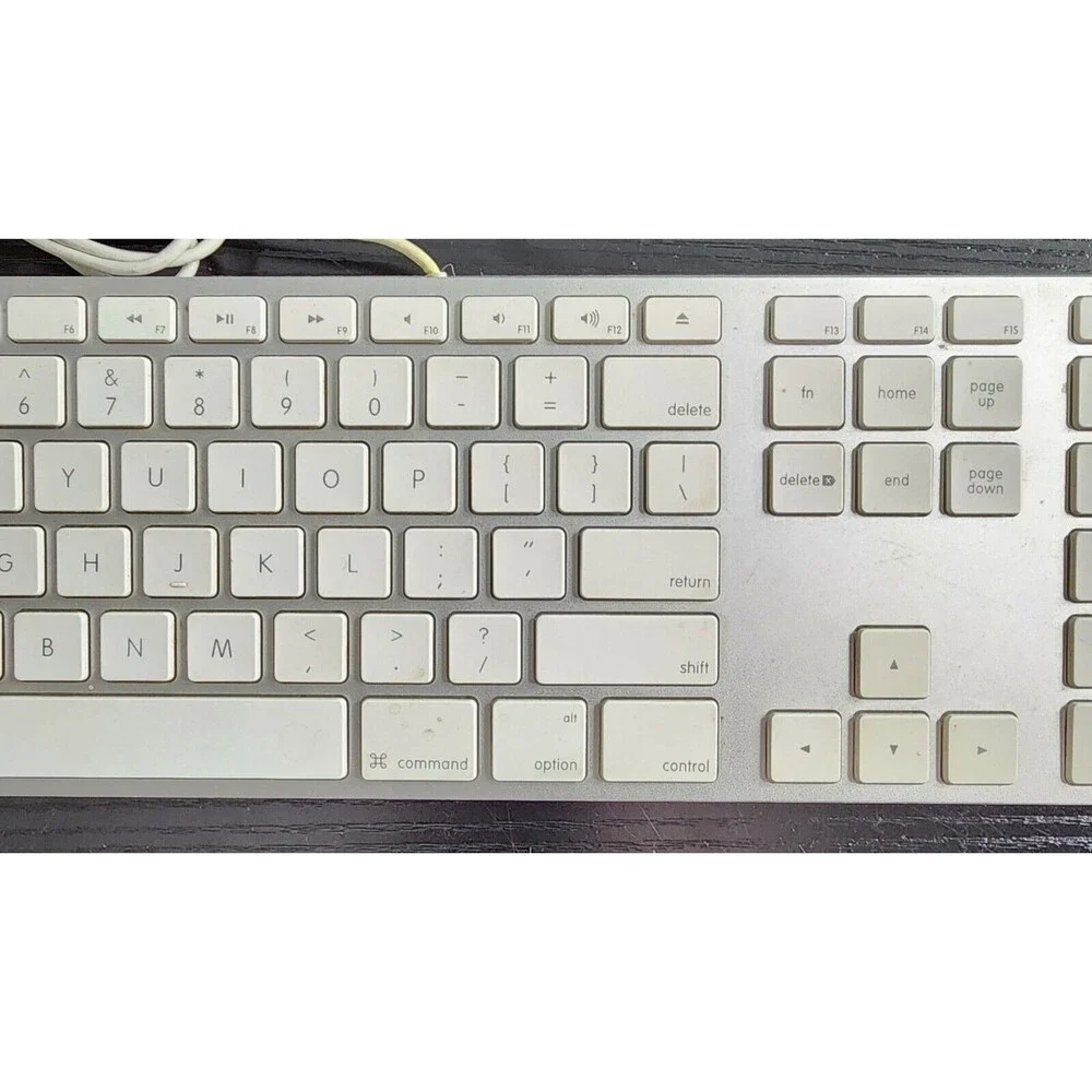 Genuine Apple USB Wired Keyboard with Numeric Keypad A1243 - TESTED WORKING